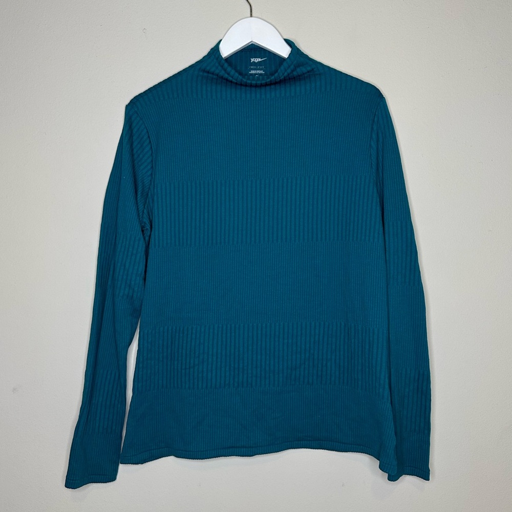 Nike high neck top